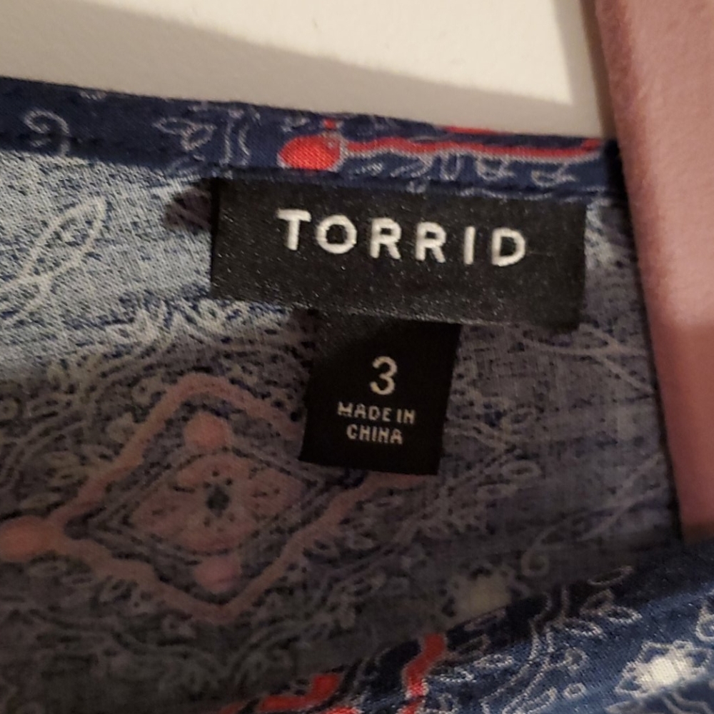 Dress - Picture 4 of 4